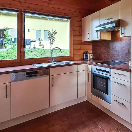 Vakantiehuis 2 Bedroom Awesome In *